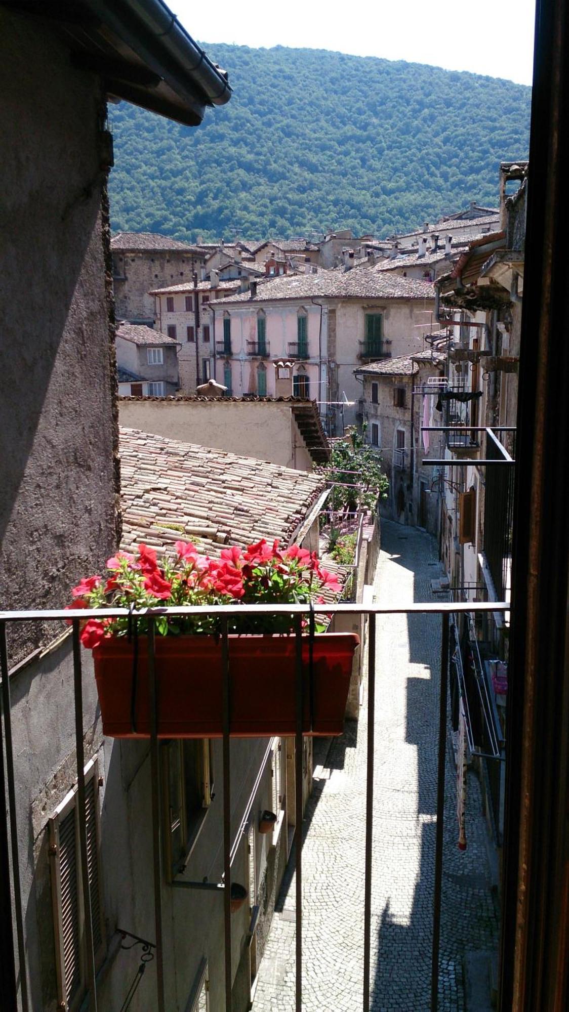 La Dimora Di D'Annunzio Bed & Breakfast Scanno Bagian luar foto