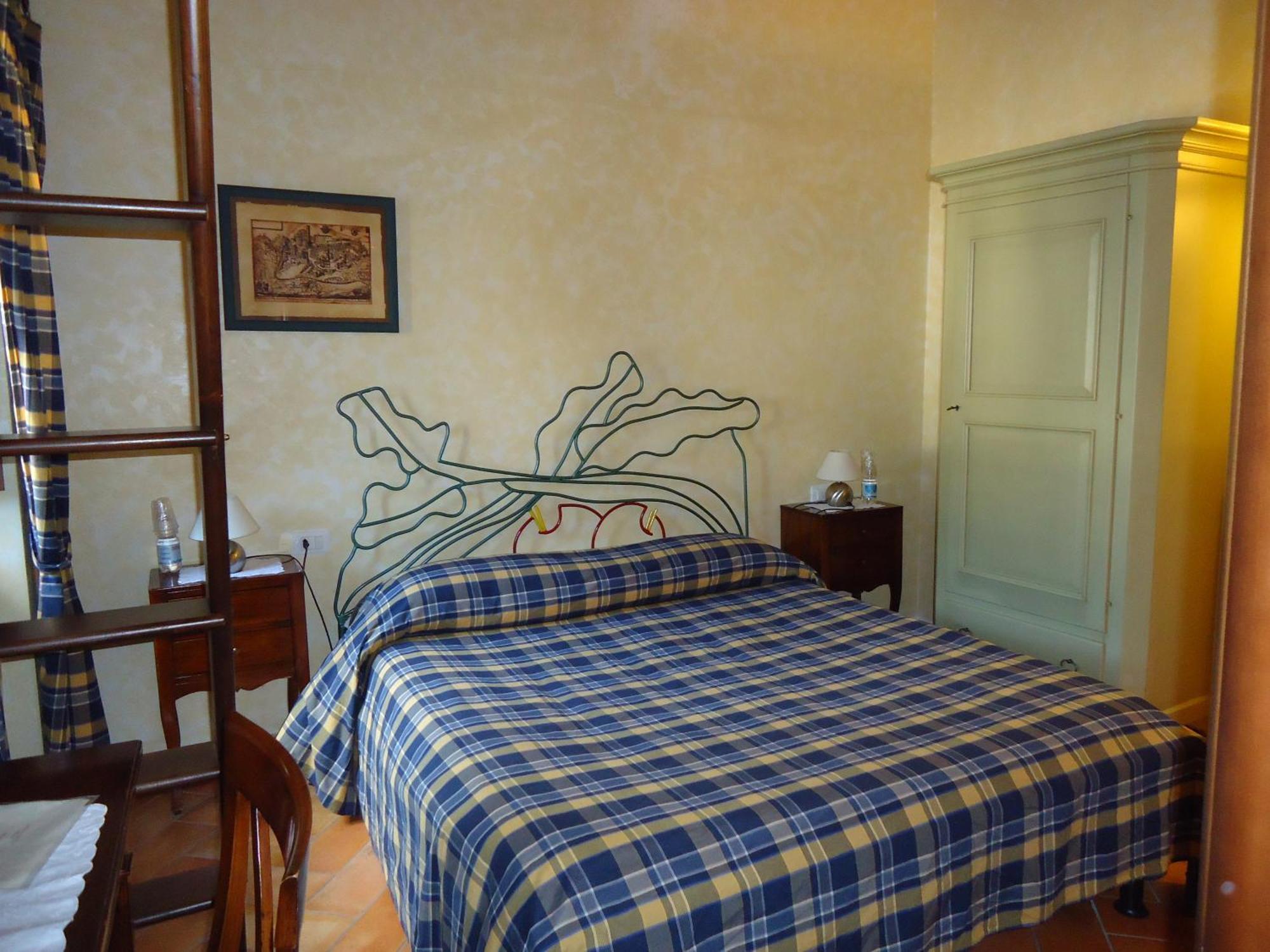 La Dimora Di D'Annunzio Bed & Breakfast Scanno Ruang foto