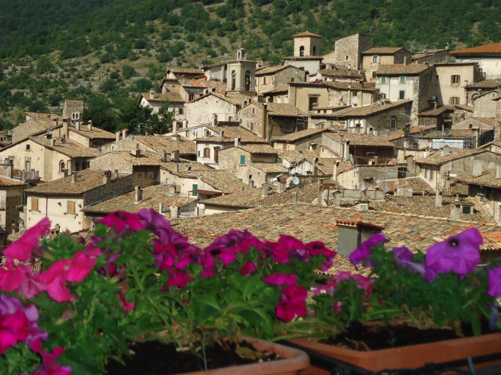 La Dimora Di D'Annunzio Bed & Breakfast Scanno Bagian luar foto